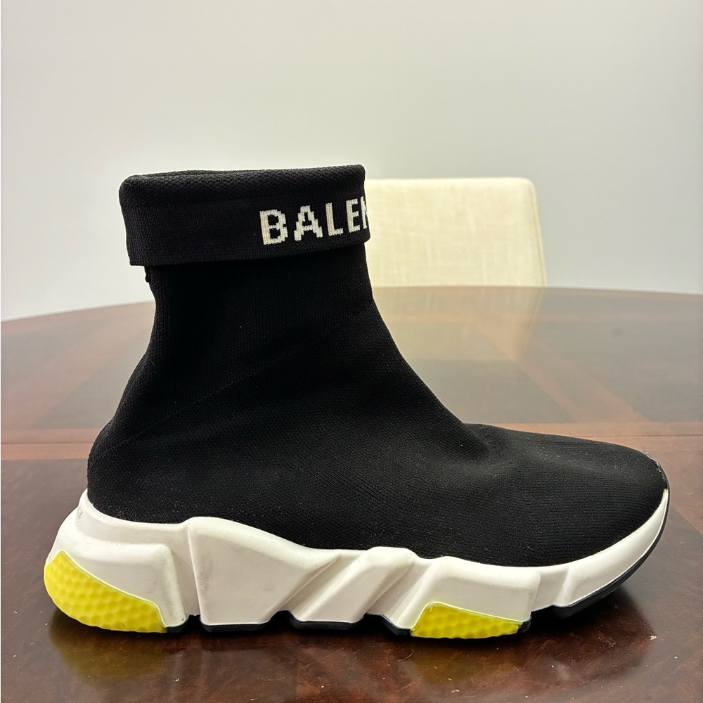 Balenciaga Speed Trainer Size 9 Authentic - Picture 2 of 7